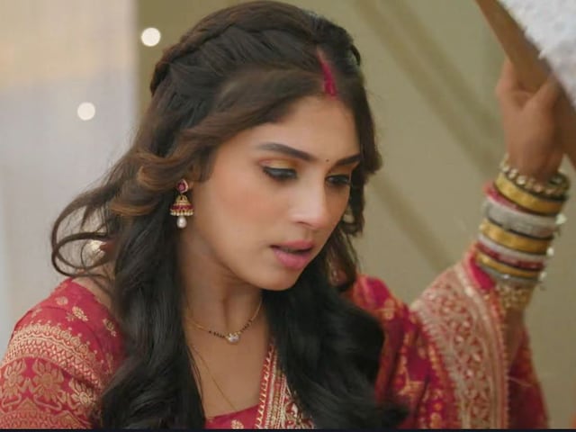 Anupama: What gift did Prem give to Rahi, which made angry Anupama: What gift did Prem give to Rahi, which made angry