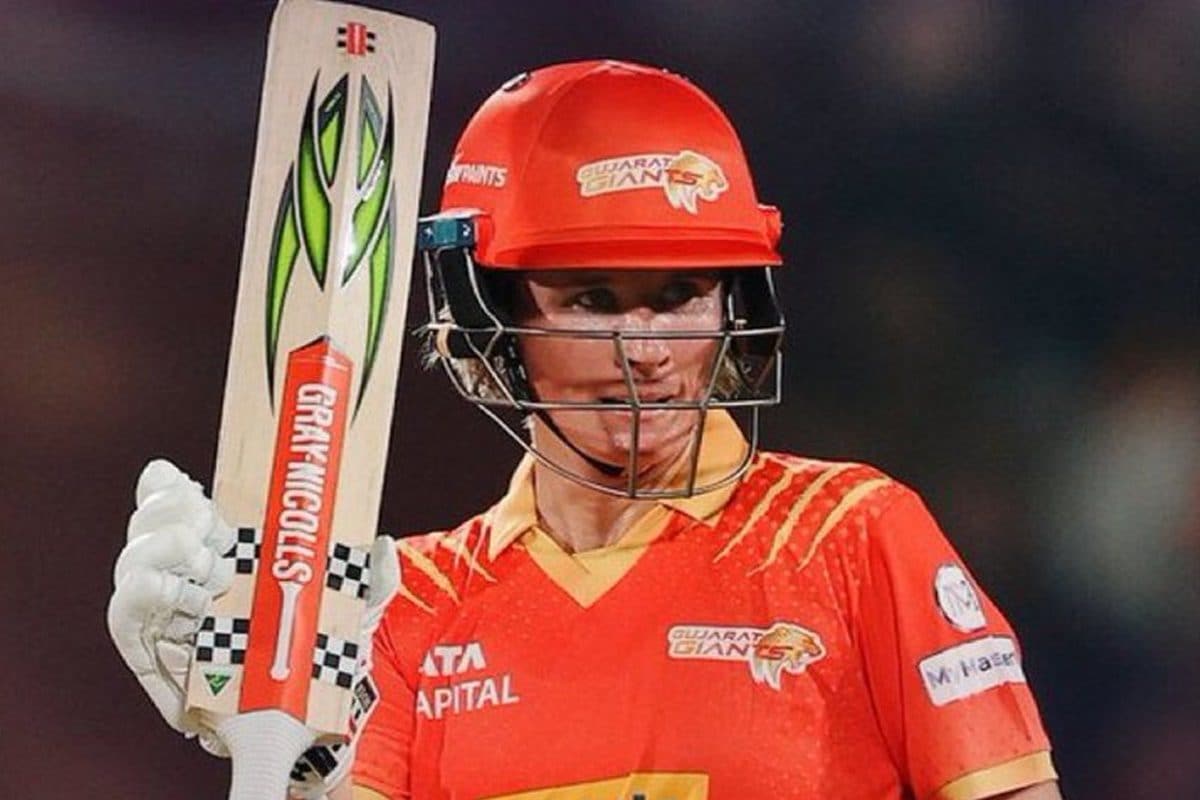 सिर्फ चार रन से चूकीं सेंचुरी वरना रिकॉर्ड बना जाती बेथ मूनी, GG की एकतरफा जीत