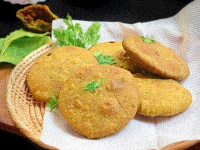क्रंची चना दाल की पूरी बनाने के लिए आज़माइए ये नुस्खे