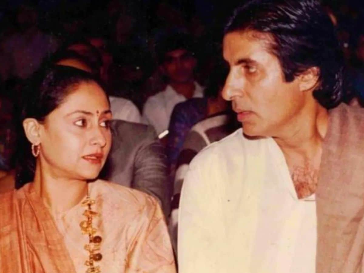 Amitabh Bachchan, Jaya Bachchan, Jaya Bachchan is devotee of Hanuman, Jaya Bachchan recited Hanuman Chalisa several times for Amitabh Bachchan, Amitabh Bachchan met with accident during the film Coolie, interview with simi garewal, अमिताभ बच्चन, जया बच्चन , हनुमान भक्त हैं जया बच्चन, जया बच्चन ने अमिताभ बच्चन के लिए कई बार की हनुमान चालीसा, अमिताभ बच्चन का 'कु‍ली' फिल्‍म के दौरान हुआ हादसा, सिमी ग्रेवाल के साथ इंटरव्‍यू