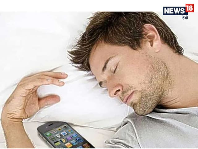 What can lead to death by sleeping by placing a mobile phone near Takiya? Learn truth What can lead to death by sleeping by placing a mobile phone near Takiya? Learn truth