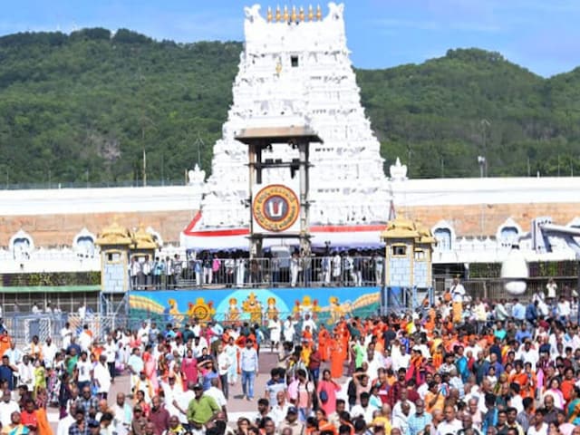 मंदिर के आगे मुमताज होटल नहीं खुलेगा, यहां होने वाला था ये काम, अब नहीं होगा