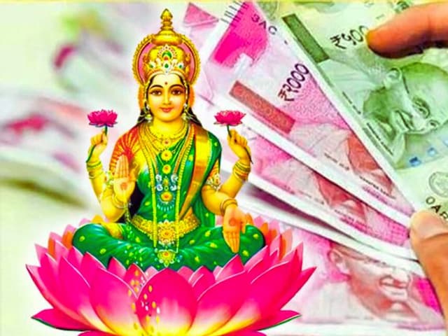 घर में अचानक तोते का आना, सहित धन प्राप्ति से पहले मिलते हैं ये विशेष संकेत