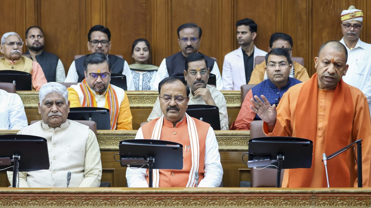 UP Vidhansabha News: जब एक-दूसरे को मारने के लिए तैयार हो गए BJP विधायक, यूपी विधानसभा में मच गया बवाल