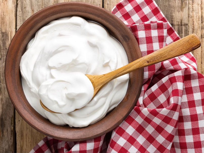 Curd with Sugar vs Curd with Salt,dahi ke sath namak ya shakkar kya khana chaiye,curd with salt khana chaiye ya nahi,dahi ke sath shakkar khani chaiye ya nhi,dahi kaise khana chaiye, चीनी के साथ दही बनाम नमक के साथ दही, दही के साथ नमक या चीनी क्या खाना चाहिए, नमक के साथ दही खाना चाहिए या नहीं, दही के साथ नमक खाना चाहिए या नहीं, दही के साथ नमक खाना चाहिए या नहीं, दही कैसे खाना चाहिए