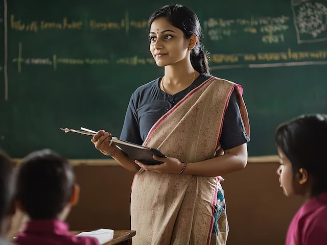 Satna's teacher wrote 'Hajiri' written by whitener, Deo immediately took action Satna's teacher wrote 'Hajiri' written by whitener, Deo immediately took action