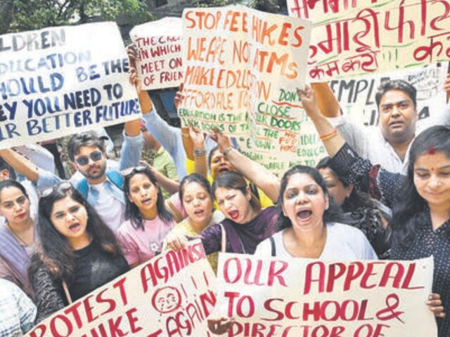 Delhi School: स्‍कूल की मनमानी, पेरेंट्स को भेजा 2.15 करोड़ का नोटिस!