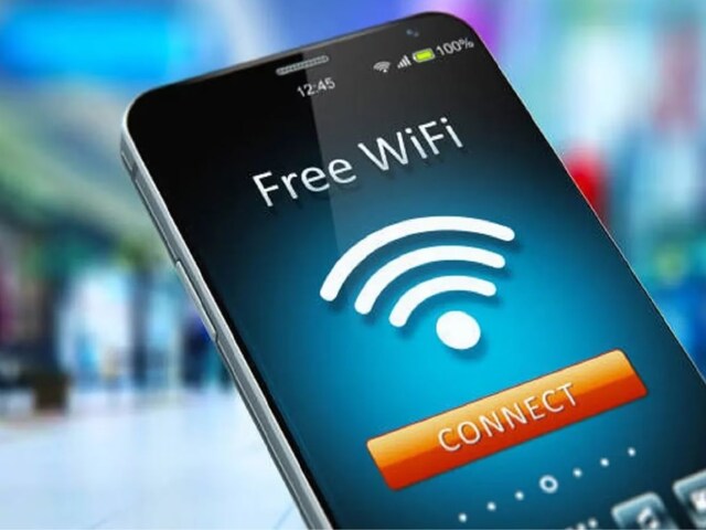 पब्लिक Wi-Fi का करते हैं इस्तेमाल तो हो जाएं सावधान! सरकार ने जारी की चेतावनी