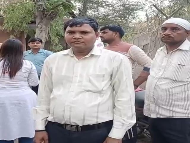 हरियाणाः फरीदाबाद में प्ले स्कूल में संदिग्ध हालात में 2 साल के बच्चे की मौत हरियाणाः फरीदाबाद में प्ले स्कूल में संदिग्ध हालात में 2 साल के बच्चे की मौत