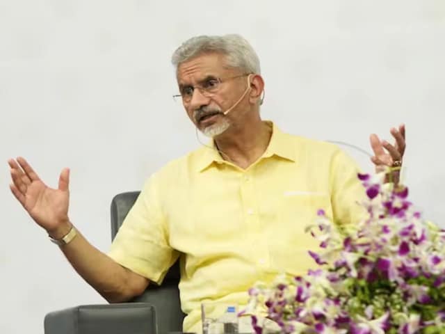वेस्ट ऑफ टाइम... पाकिस्तान से जुड़े सवाल पर जयशंकर का कटाक्ष वेस्ट ऑफ टाइम... पाकिस्तान से जुड़े सवाल पर जयशंकर का कटाक्ष