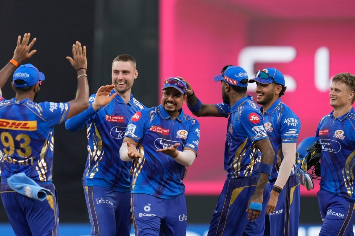 बुमराह के 'चौके' से मुंबई की लगातार 5वीं जीत, दूसरे नंबर पर पंड्या एंड कंपनी