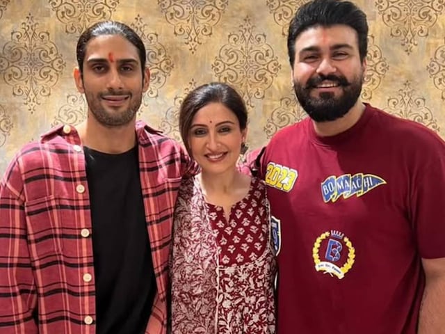 'Raj Babbar's three children ...', Prateek's step sister Juhi's post viral 'Raj Babbar's three children ...', Prateek's step sister Juhi's post viral