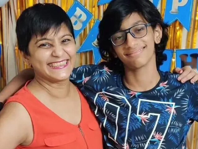 Chatori Rajni was getting nervous, went to the temple, went to the mall since morning ... Chatori Rajni was getting nervous, went to the temple, went to the mall since morning ...