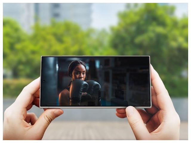 ऐसा मौका फिर कहां मिलेगा! Galaxy S24 Ultra 256GB पर मिल रही 32% की छूट ऐसा मौका फिर कहां मिलेगा! Galaxy S24 Ultra 256GB पर मिल रही 32% की छूट
