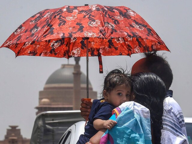 डेथ वैली बना भारत! अप्रैल में आग उगल रही धरती, मई-जून में हालात बेकाबू होंगे डेथ वैली बना भारत! अप्रैल में आग उगल रही धरती, मई-जून में हालात बेकाबू होंगे