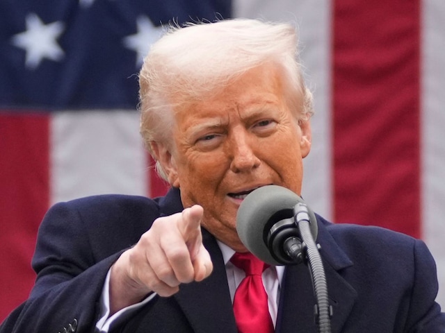After tariff war, Trump boils a new bomb on migrants, pay fine every day After tariff war, Trump boils a new bomb on migrants, pay fine every day