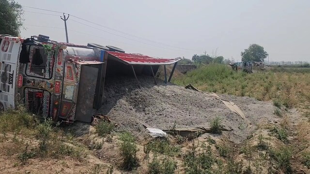 खनन माफिया के हमले में पुलिस कर्मी घायल हो गए, फोन कॉल के बाद चालाक
