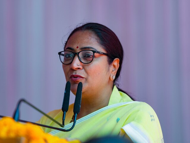 दिल्‍लीवालों के घरों में जलेंगे घी के दीये, CM रेखा गुप्‍ता ने कर दिया इंतजाम