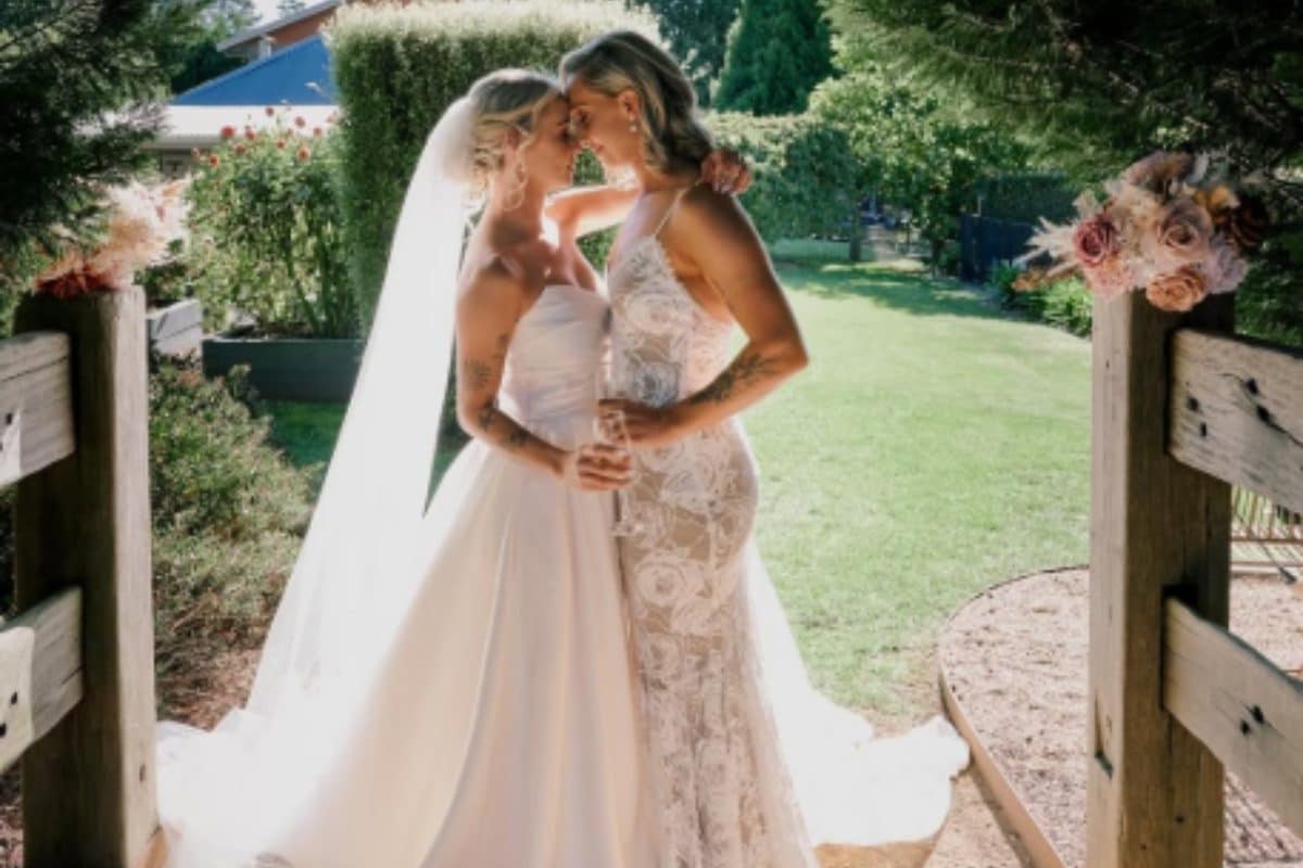 मिसेज एंड मिसेज गार्डनर...महिला क्रिकेटर ने गर्लफ्रेंड मोनिका संग रचाई शादी