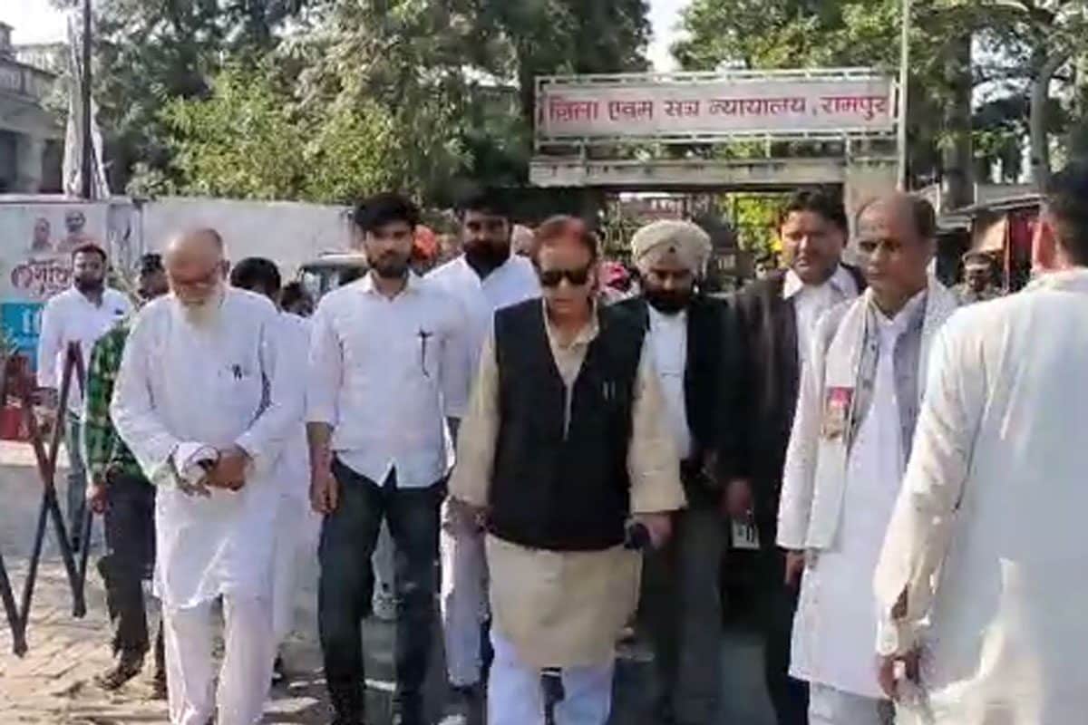 कोर्ट आदेश के बाद जेल से रिहाई में क्यों होती है देरी जैसे आजम मामले में हुई