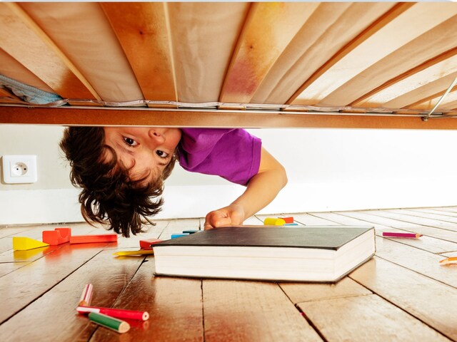 bed-kid-2025-04-13828068c58899bafd1f22f51b790d59 'There is a devil under the bed, the child used to complain, one day Aya looked at, and the affair has come!