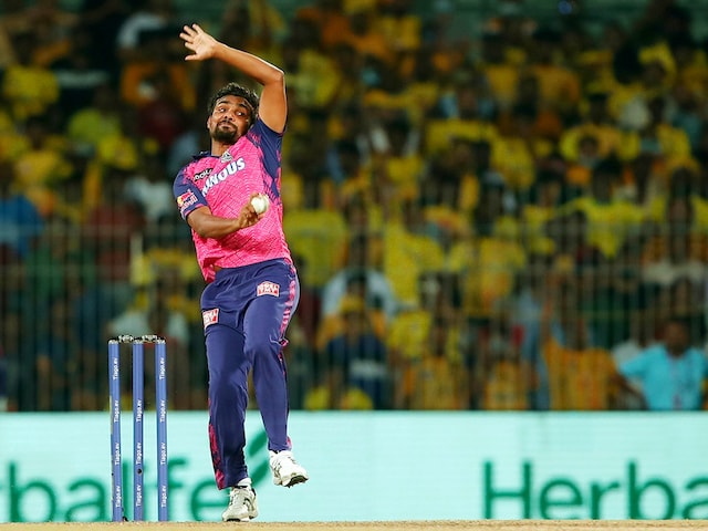 11 balls, 4 wide, 1 no ball and catch also drop in an over, what did Sandeep Sharma do 11 balls, 4 wide, 1 no ball and catch also drop in an over, what did Sandeep Sharma do
