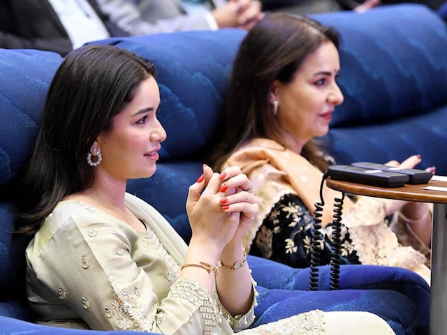 Sarah Tendulkar Mistress of cricket team, Sachin's big bet Sarah Tendulkar Mistress of cricket team, Sachin's big bet