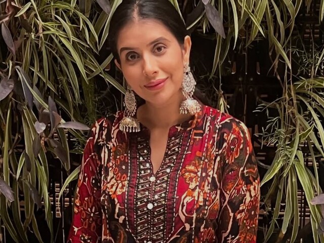 मुंबई छोड़ी, तंगी का रोना रोया…अब चारू असोपा ने पलटी मारी – बोलीं, ‘मैंने कब कहा कि मैं गरीब हूं!’
