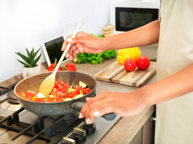 If you want to avoid diseases, then know which way of cooking is the most healthy If you want to avoid diseases, then know which way of cooking is the most healthy