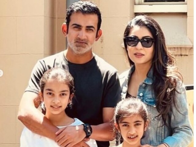 Who is the person who threatened to kill Gautam Gambhir, arrested