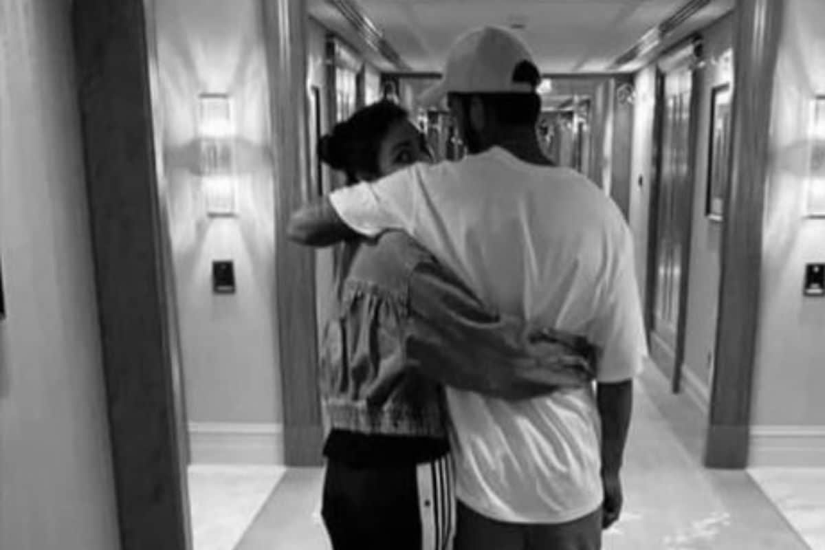 एक्ट्रेस का पति, भारत का दिग्गज, करोड़ों की संपत्ति का मालिक है क्रिकेटर