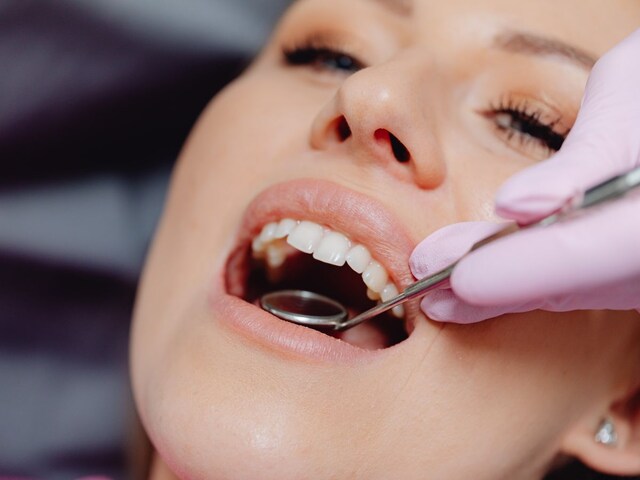 किस विटामिन की कमी से मुंह में होते हैं छाले? कैसे पाएं इस समस्या से छुटकारा