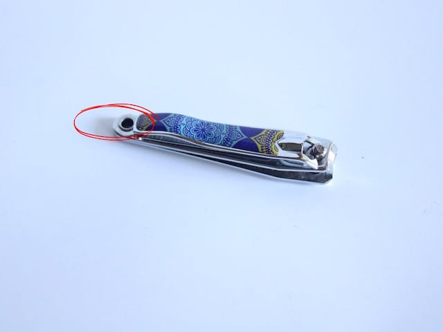 Why is this small hole made in nail cutter? Let's tell the correct answer to this Why is this small hole made in nail cutter? Let's tell the correct answer to this