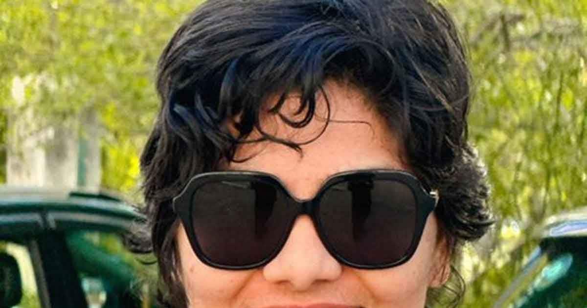 मुश्किलों की जाल में फंसी नेहा राठौर, अब पीएम मोदी के संसदीय क्षेत्र में दर्ज हुई FIR, हिंदू संगठनों में आक्रोश