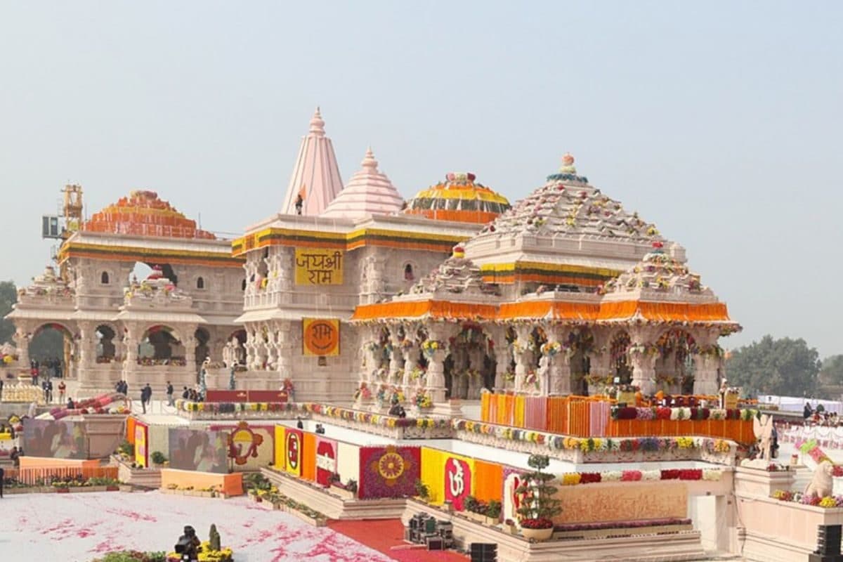 मैं अयोध्या में राम मंदिर को बम से उड़ाना चाहता हूंपाकिस्तान से आया मैसेज