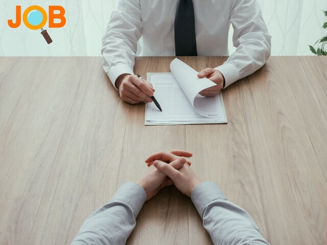 town-offering-job-2025-04-8a1787a29eb5b18892b76355c36895c0 3 crore rupees salary, you will get home to live, yet no one will want to do this job, know what is the problem!