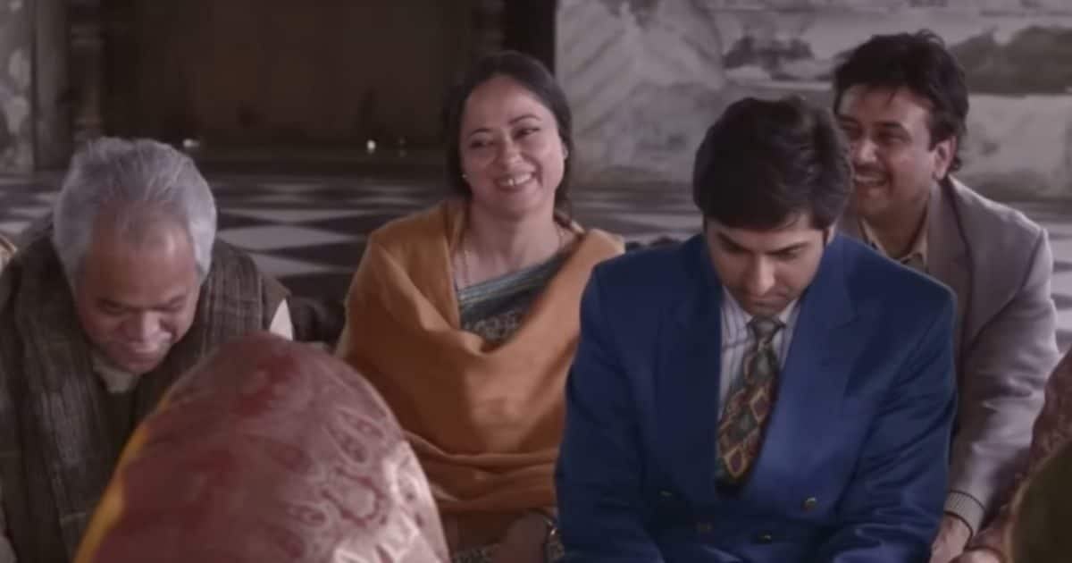 The film, which won 28 awards, was shot in 40 days, heroine was selected from 100 girls