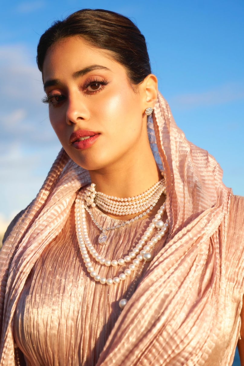 Janhvi Kapoor Brings mother Sridevi era glam in Banaras couture to Cannes 2025 Janhvi Kapoor Brings mother Sridevi era glam in Banaras couture to Cannes 2025