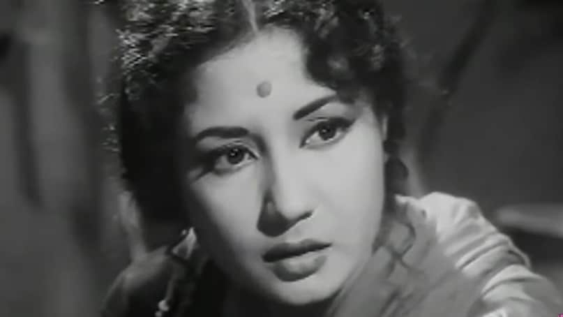 Meena Kumari, Meena Kumari Birth anniversary, when dacoit Amrit Lal took autograph from tragedy queen Meena Kumari, Meena Kumari death, Meena Kumari Songs, meena kumari real name, When Meena Kumari got trapped among dacoits, मीना कुमारी, मीना कुमारी बर्थ, जब डकैत अमृत लाल ने ट्रैजेडी क्वीन मीना कुमारी से लिया ऑटोग्राफ, मीना कुमारी की मौत, मीना कुमारी के गाने, मीना कुमारी का असली नाम, जब डकैतों के बीच फंस गईं मीना कुमारी Meena Kumari, Meena Kumari Birth anniversary, when dacoit Amrit Lal took autograph from tragedy queen Meena Kumari, Meena Kumari death, Meena Kumari Songs, meena kumari real name, When Meena Kumari got trapped among dacoits, मीना कुमारी, मीना कुमारी बर्थ, जब डकैत अमृत लाल ने ट्रैजेडी क्वीन मीना कुमारी से लिया ऑटोग्राफ, मीना कुमारी की मौत, मीना कुमारी के गाने, मीना कुमारी का असली नाम, जब डकैतों के बीच फंस गईं मीना कुमारी