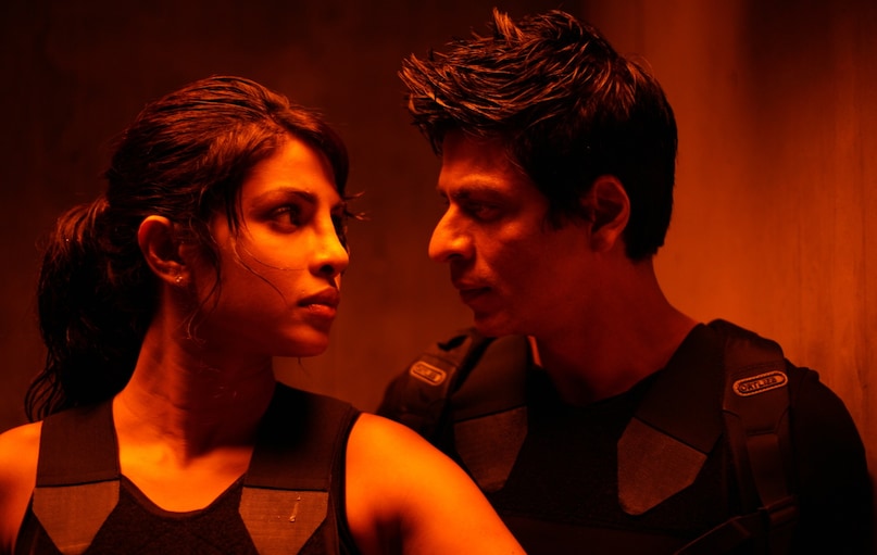 Shah Rukh Khan, Don 2, Shah Rukh Khan only sequel film Don 2, Don 2 box office collection, Shah Rukh Khan best movies, शाहरुख खान, डॉन 2, शाहरुख खान फिल्म डॉन 2, डॉन 2 बॉक्स ऑफिस कलेक्शन 