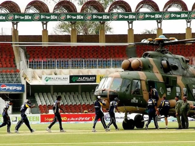 Attack on players bus in Pakistan, the entire team returned to the tour and returned Attack on players bus in Pakistan, the entire team returned to the tour and returned