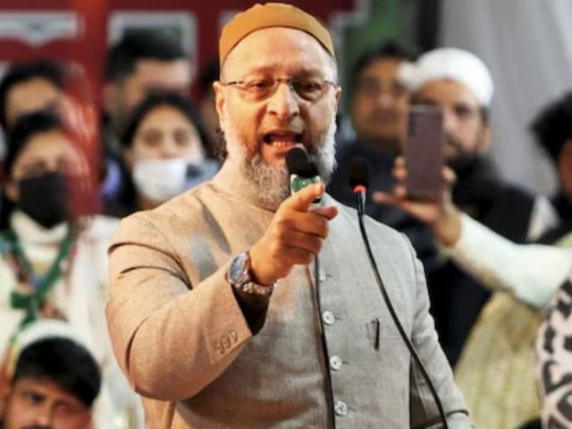 क्या बदले की आग में जल रहे हैं ओवैसी, बिहार दौरे से महागठबंधन में खलबली क्यों? क्या बदले की आग में जल रहे हैं ओवैसी, बिहार दौरे से महागठबंधन में खलबली क्यों?