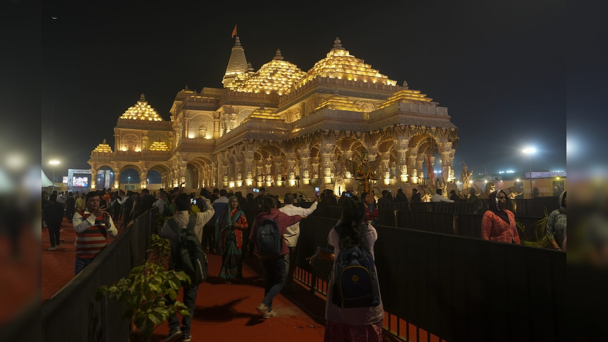 आस्था का अर्थशास्त्र: हर तीर्थ यात्री, एक संभावित निवेशक