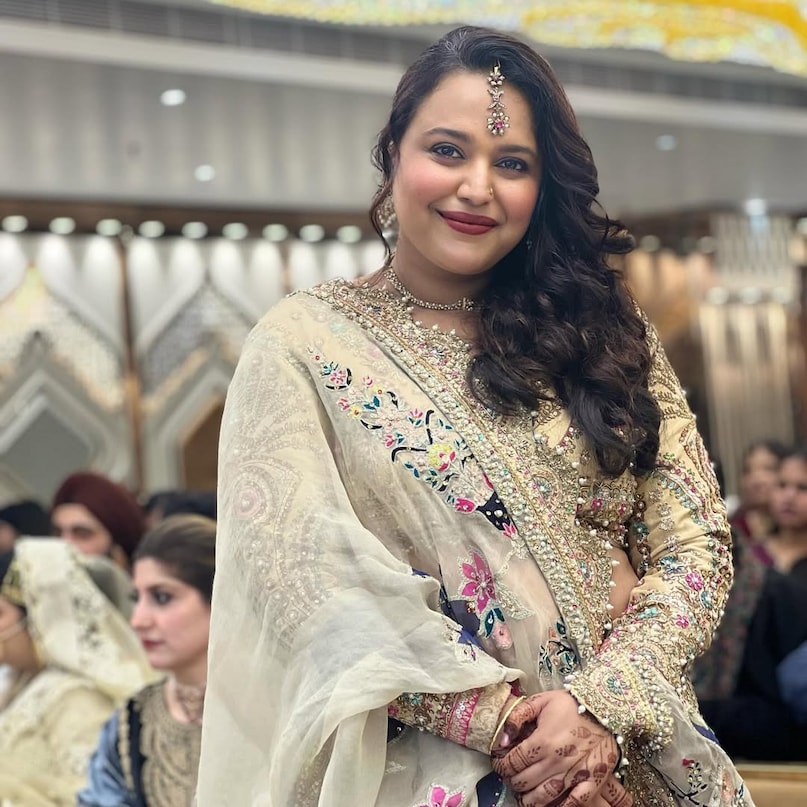 The Hindu actress, who created a Muslim, had ever married a 'dirty' scene of 30 seconds, which the ground slipped under his feet 5 Both my looks for ArishKiPremKaHani self decided theme Rose Barfi HalvaaiiInspired WeddingSeason 4 2025 05 931561c7dd730e57d704c6a7c5cc3d20 -