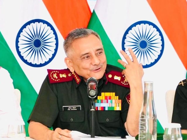 ऑपरेशन सिंदूर के दौरान सेना को झूठी खबरों का भी सामना करना पड़ा, CDS का बयान ऑपरेशन सिंदूर के दौरान सेना को झूठी खबरों का भी सामना करना पड़ा, CDS का बयान