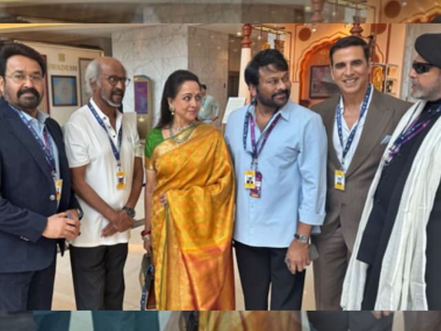 WAVES 2025: एक ओर मोहनलाल-रजनीकांत, दूसरी ओर मिथुन-चिरंजीवी, बीच में हेमा मालिनी, 1 ही तस्वीर में 6 सुपरस्टार WAVES 2025: एक ओर मोहनलाल-रजनीकांत, दूसरी ओर मिथुन-चिरंजीवी, बीच में हेमा मालिनी, 1 ही तस्वीर में 6 सुपरस्टार
