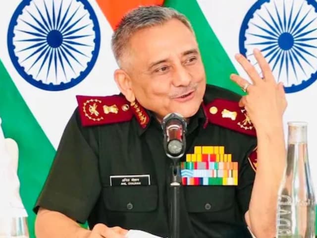 CDS ने बताया कैसे 'ऑपरेशन सिंदूर' में PAK को धूल चटाई, नुकसान पर भी की बात