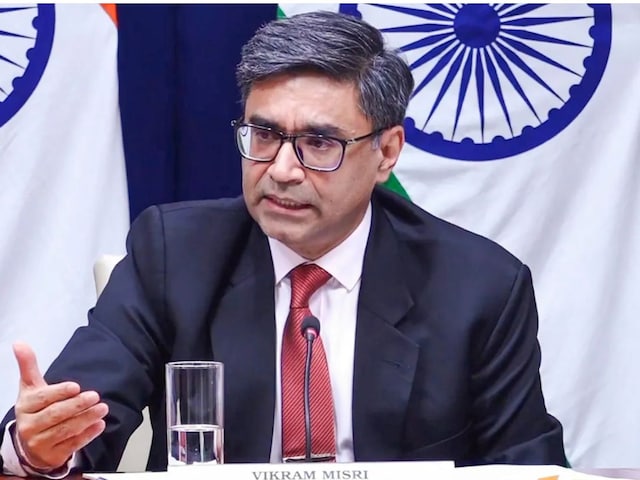 कौन हैं विक्रम मिसरी, जिन्‍होंने खोला पाकिस्‍तान का काला चिट्ठा?