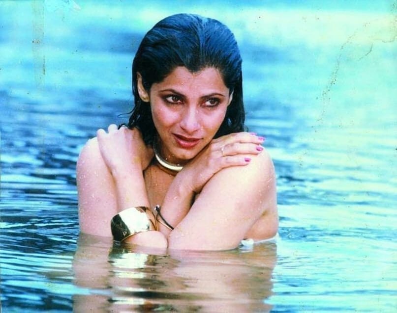 Vinod Khanna, Dimple Kapadia, Vinod Khanna Dimple Kapadia intimate scene, movie Prem Dharm, Vinod Khanna love life, Dimple Kapadia affairs, Bollywood Throwback, Osho Rajneesh, Vinod Khanna controversy, Mahesh Bhatt, intimate scene, Hema Malini, Bollywood, Vinod Dimple movie Prem Dharm Vinod Khanna, Dimple Kapadia, Vinod Khanna Dimple Kapadia intimate scene, movie Prem Dharm, Vinod Khanna love life, Dimple Kapadia affairs, Bollywood Throwback, Osho Rajneesh, Vinod Khanna controversy, Mahesh Bhatt, intimate scene, Hema Malini, Bollywood, Vinod Dimple movie Prem Dharm