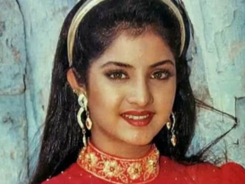 Divya bharti Secret wedding-2025-05-79565268d8d20ced4344fa2af47627d3 Divya bharti Secret wedding-2025-05-79565268d8d20ced4344fa2af47627d3